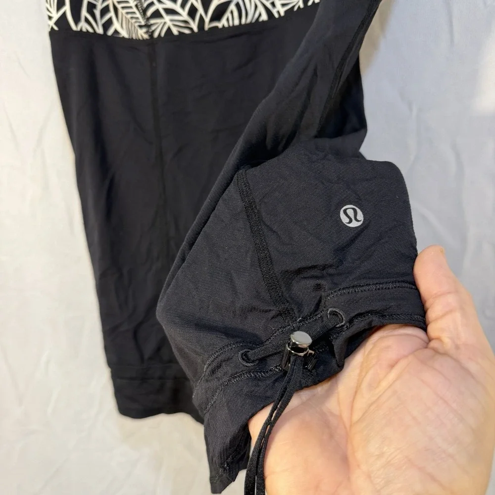 Lululemon Tank‎ Top Ta Ta Topper Pretty Palm Black Angel Size 10 Athletic Casual